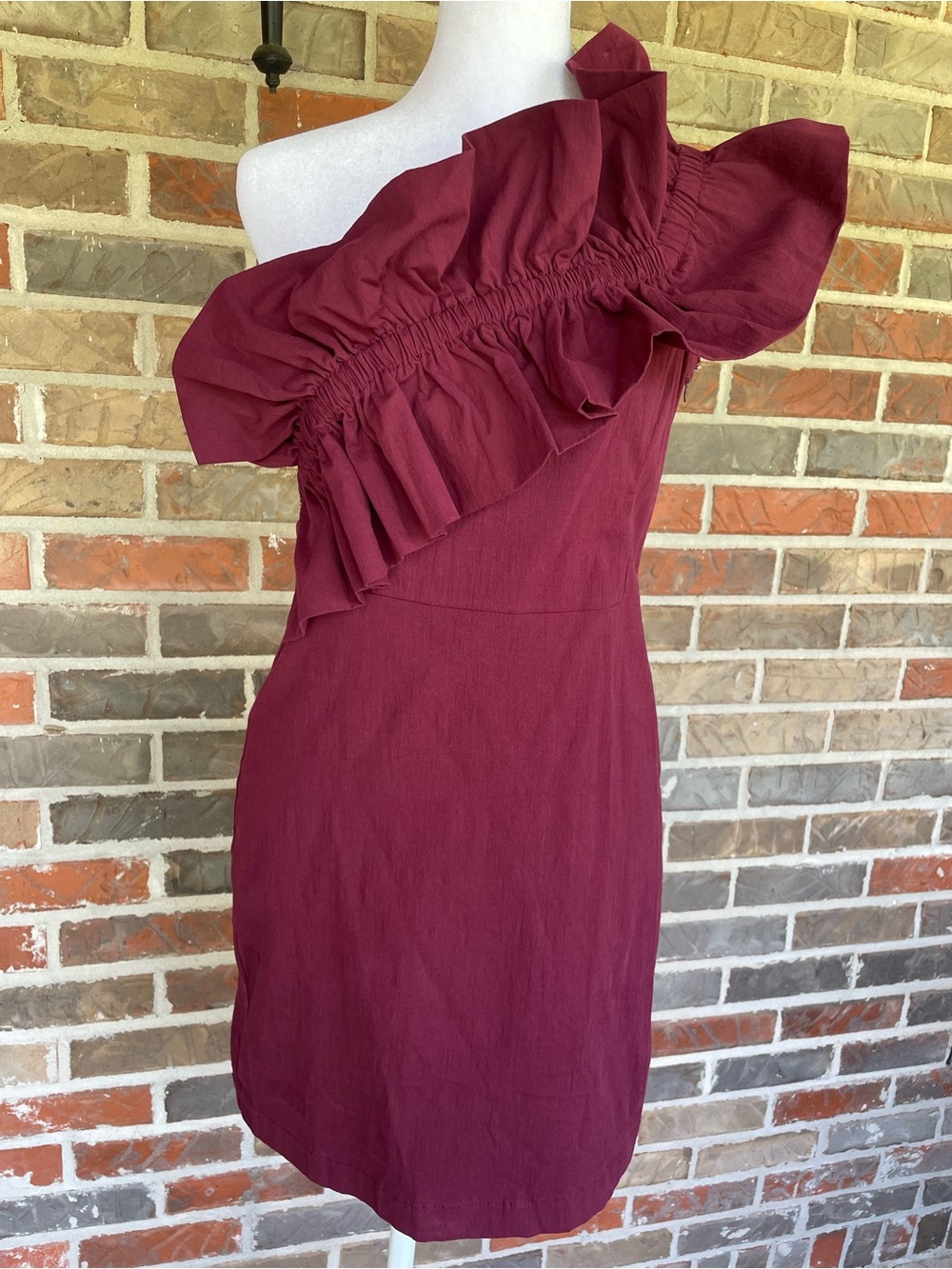 TCEC One-Shoulder Ruffle Cocktail Dress in Wine